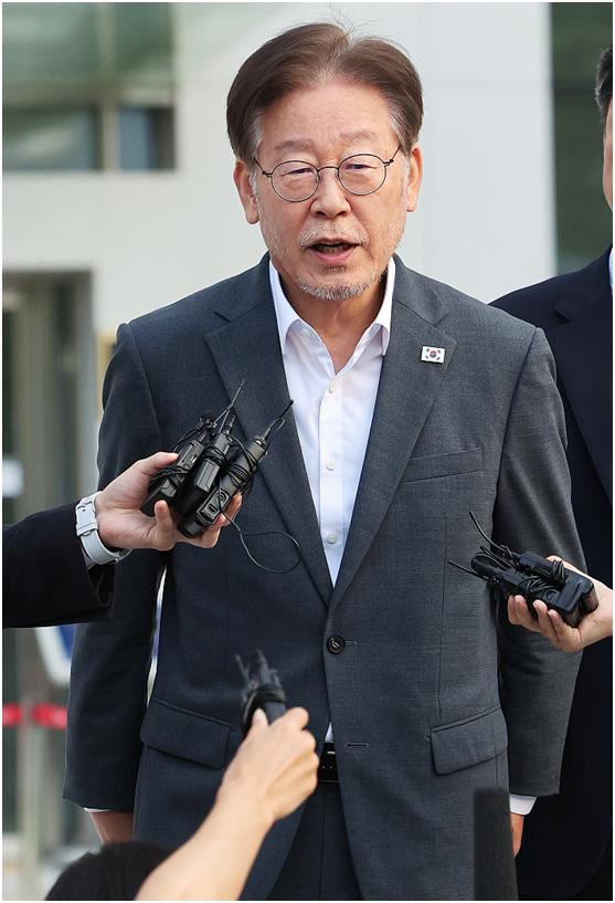 爱游戏网页版-球员工会发声，呼吁改革职业足球体系