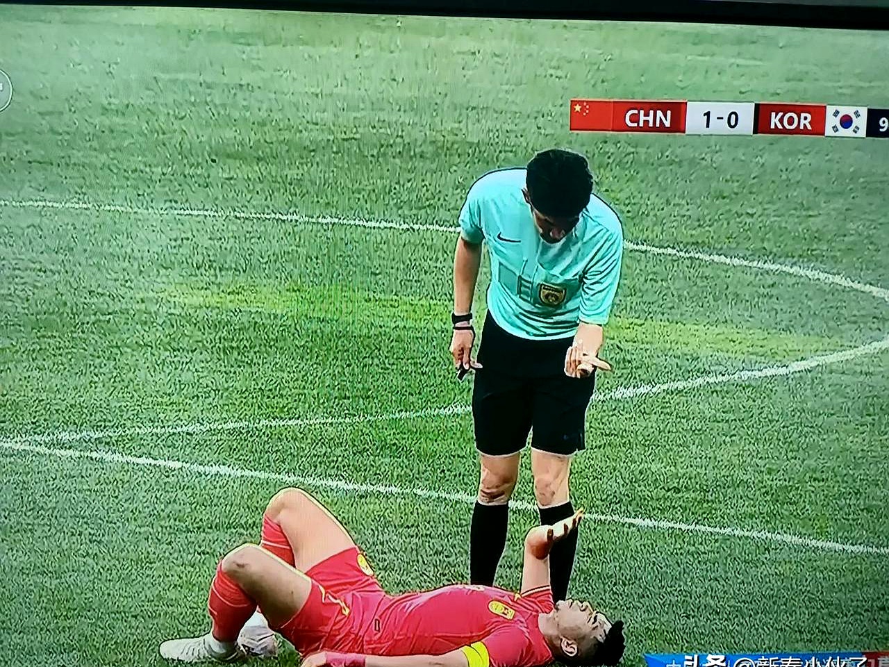 热刺防线连续失误，被对手痛宰！的简单介绍