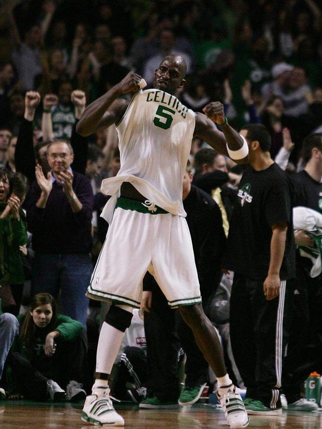 澳大利亚篮球巨星受伤未来一战成谜的简单介绍