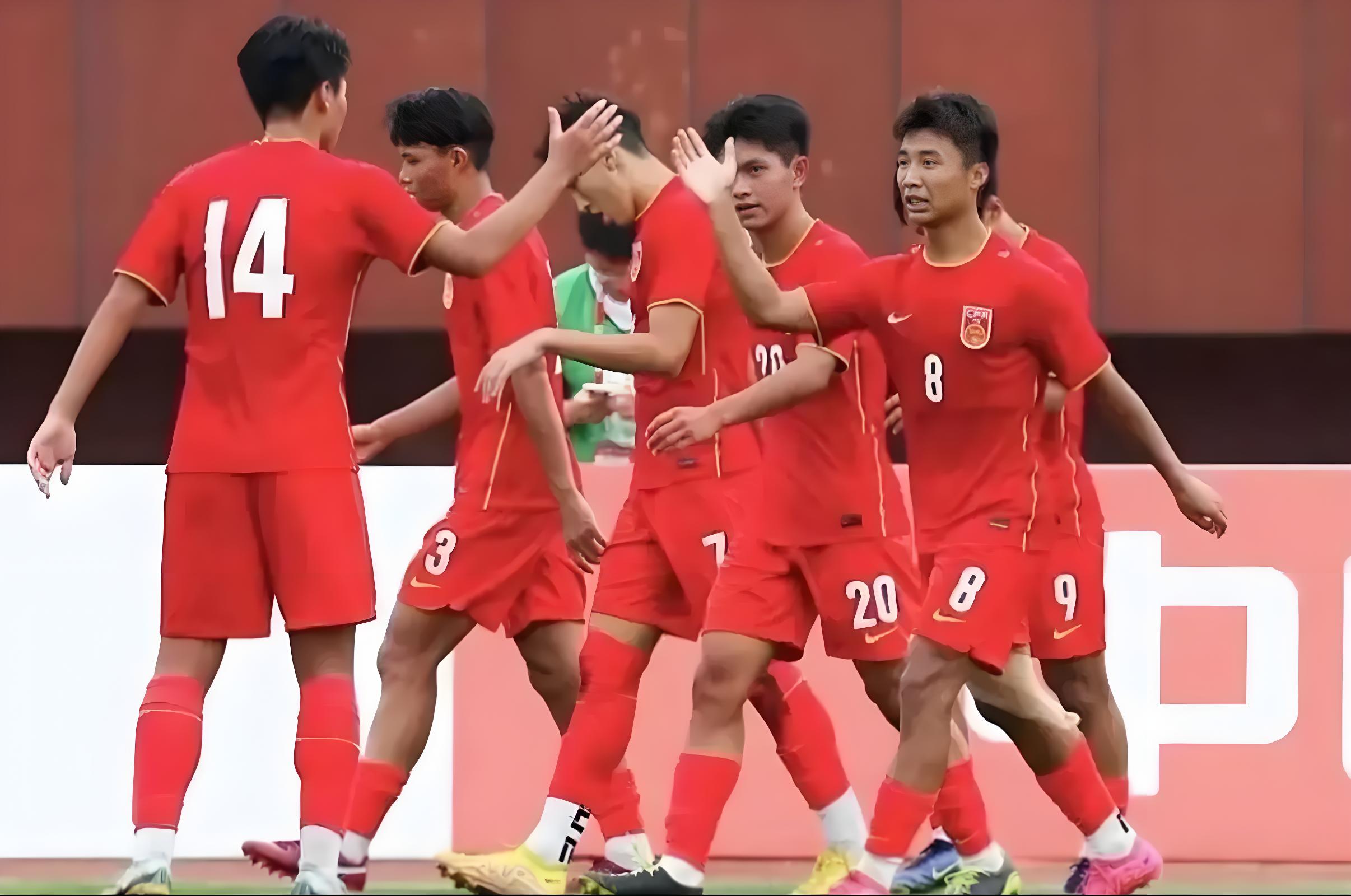 国家足球队在国际比赛中展现出色表现