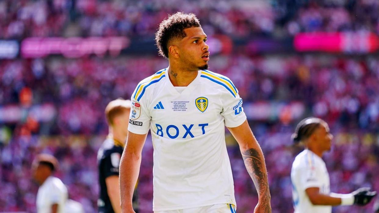 爱游戏官网入口-利兹联客场逆袭伯恩茅斯，豪取胜利